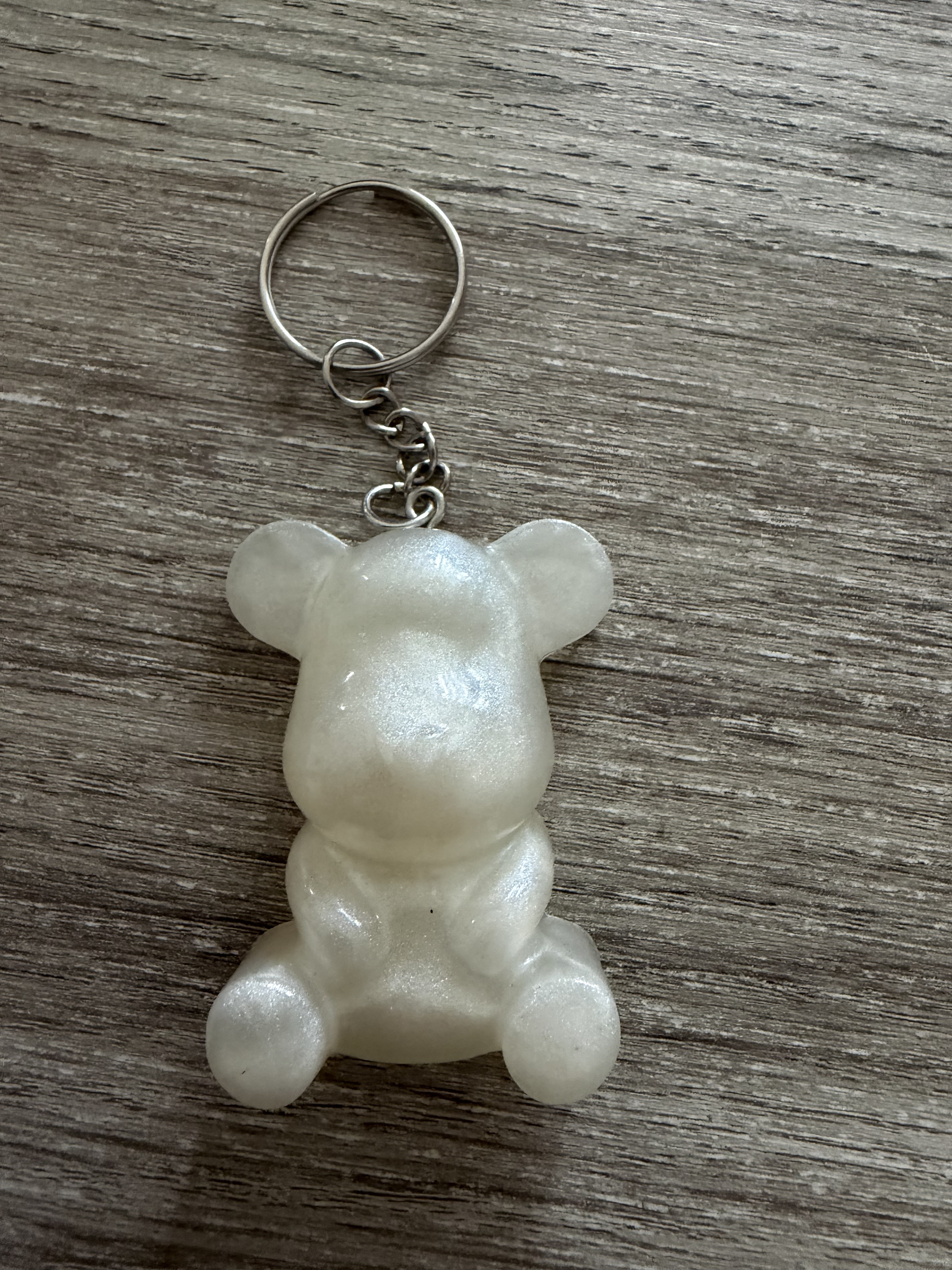 Porte clé ourson 55mm blanc nacré