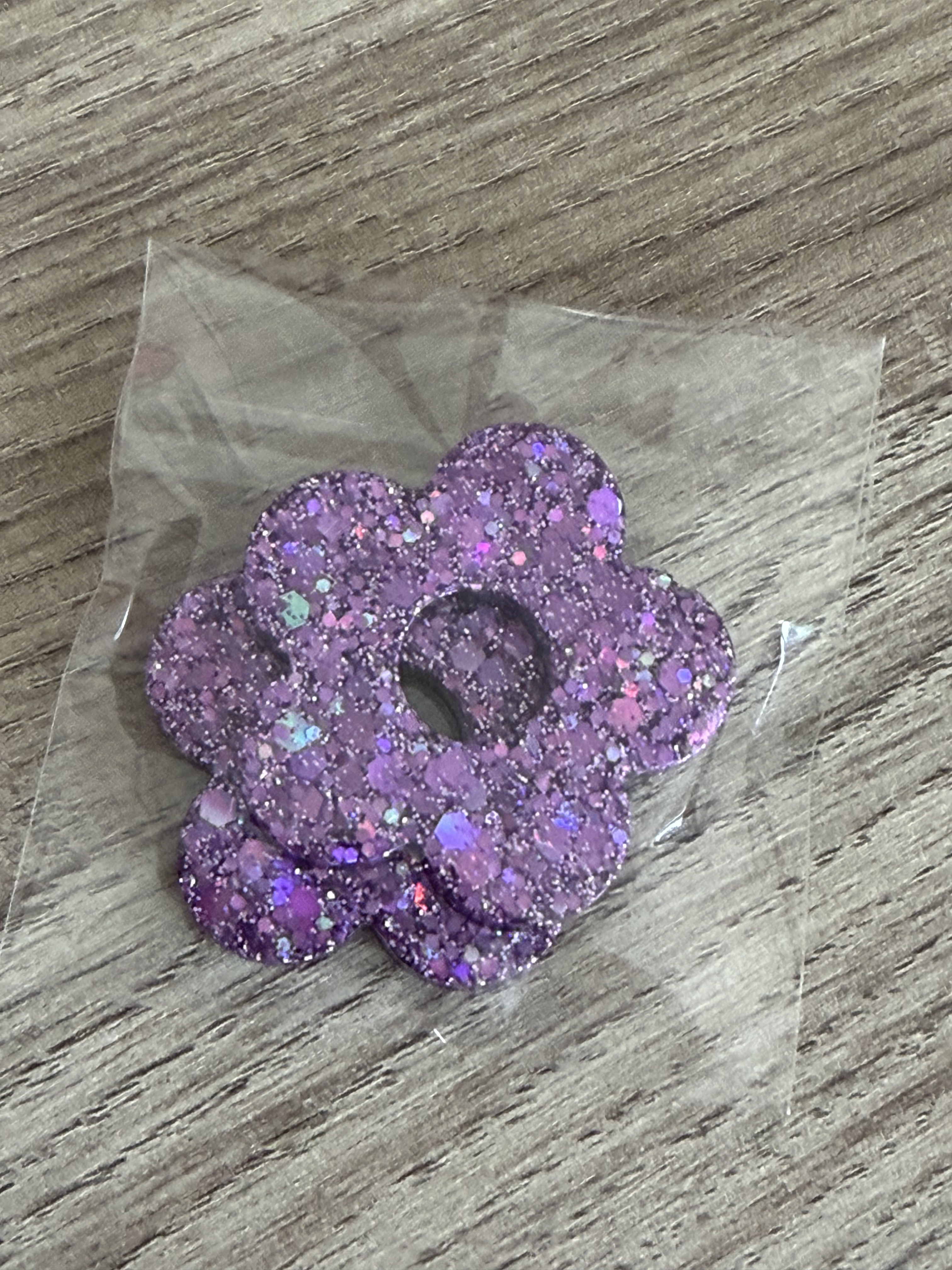 Pampilles fleur grande violette avec paillettes fines