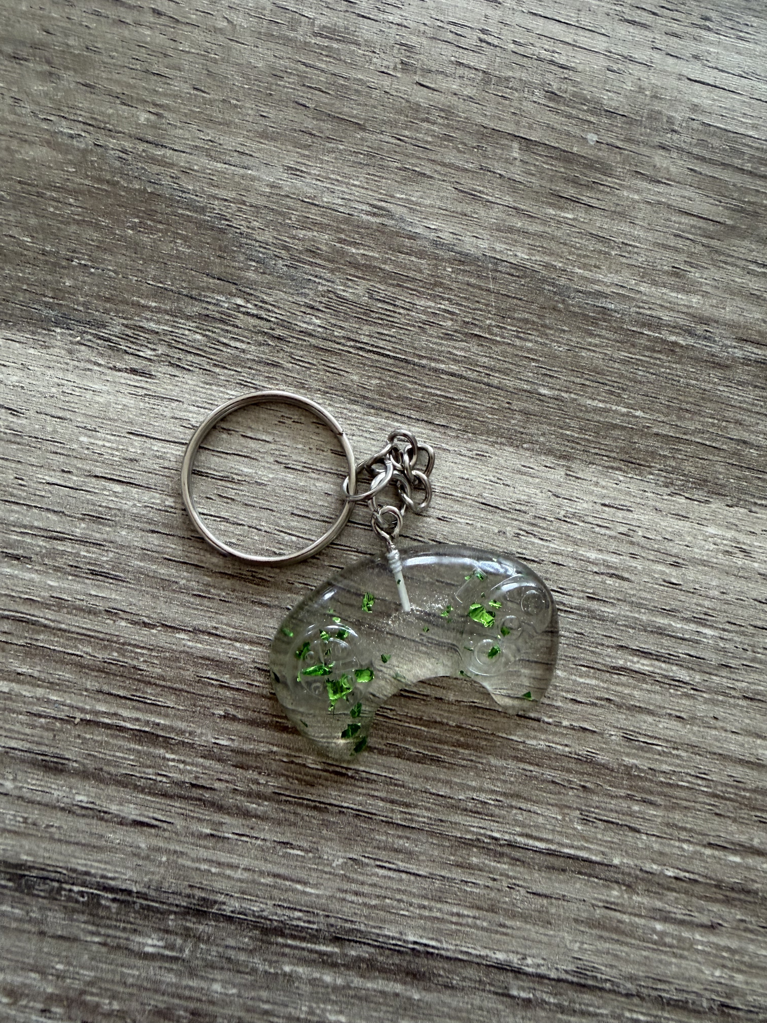 Porte clé manette 1 feuille verte