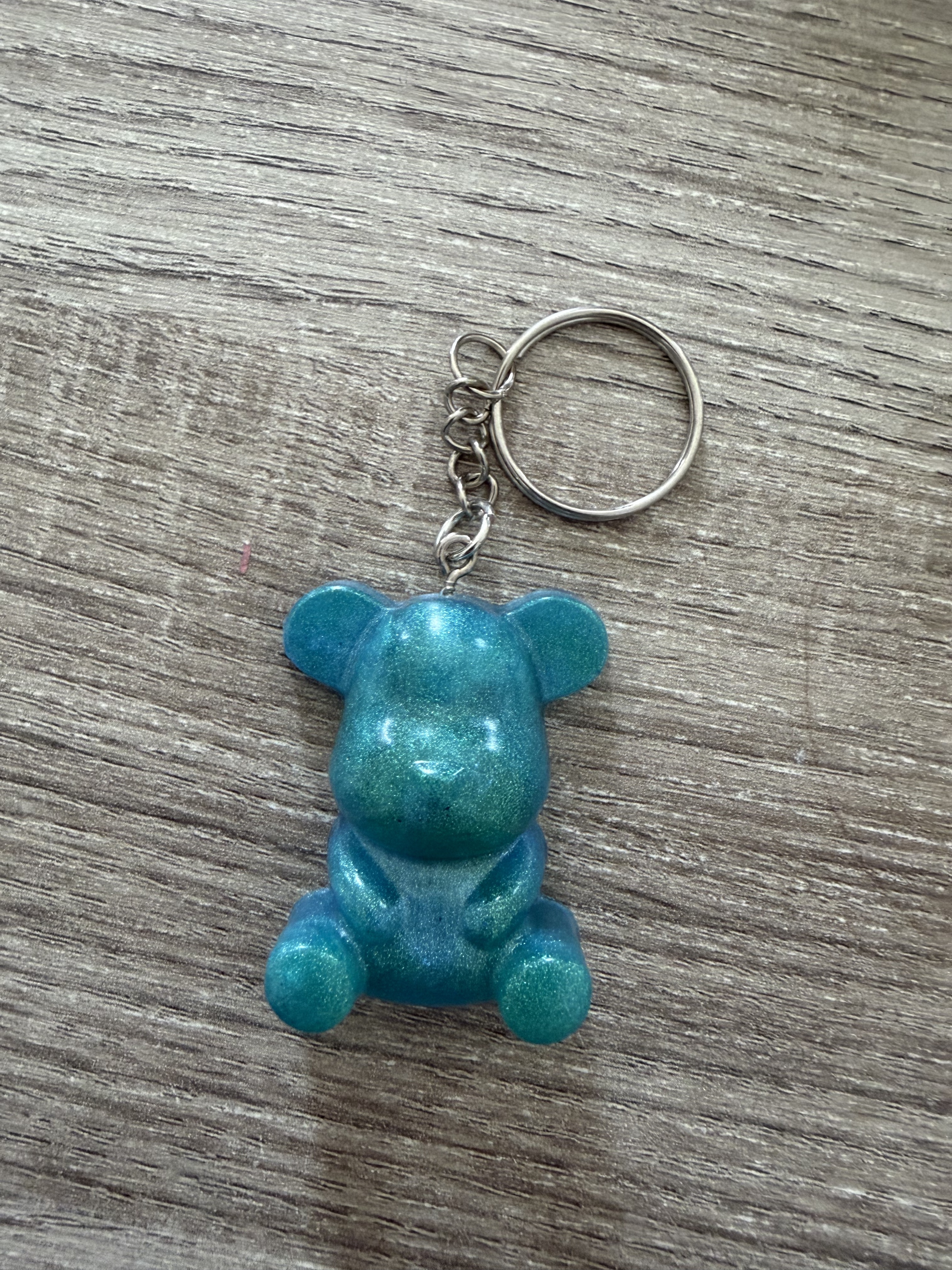 Porte clé ourson 45mm vert bleu violet